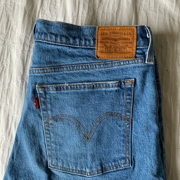 Levi’s Wedgie Jeans - Picture 3 of 4